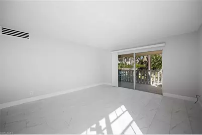 666 3rd St S #106, Naples, FL 34102 - Photo 11