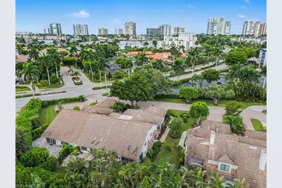 579 Park Shore Dr W #I1, Naples, FL 34103 - Photo 37