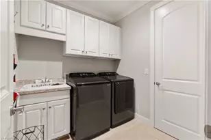 10102 Palazzo Dr, Naples, FL 34119 - Photo 29