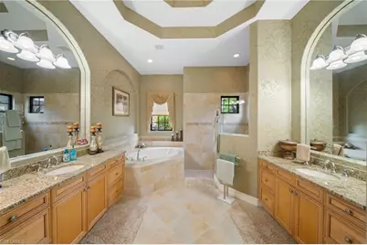 7733 Classics Dr, Naples, FL 34113 - Photo 15
