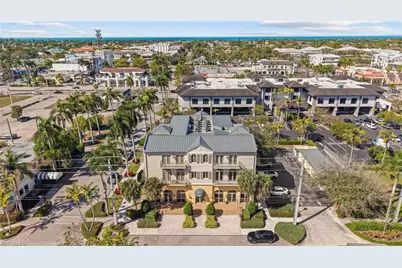 380 10th St S #202, Naples, FL 34102 - Photo 3