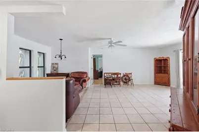 338 SE 46th Ln, Cape Coral, FL 33904 - Photo 5