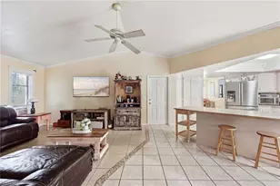 338 SE 46th Ln, Cape Coral, FL 33904 - Photo 7