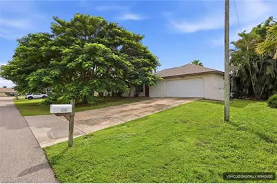 338 SE 46th Ln, Cape Coral, FL 33904 - Photo 1