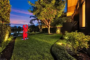 1111 12th St N, Naples, FL 34102 - Photo 25