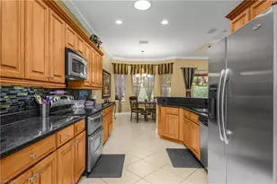 4806 Europa Dr, Naples, FL 34105 - Photo 11