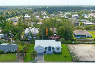 27071 Holly Ln, Bonita Springs, FL 34135 - Photo 31