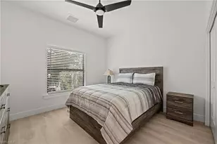 27071 Holly Ln, Bonita Springs, FL 34135 - Photo 17