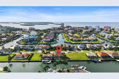 879 Banyan Ct, Marco Island, FL 34145 - Photo 47