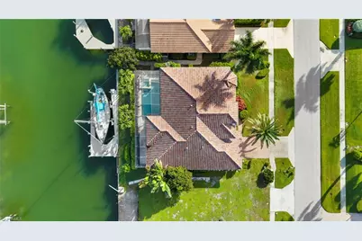 879 Banyan Ct, Marco Island, FL 34145 - Photo 45