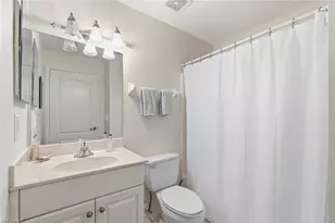 359 Dover Pl, Naples, FL 34104 - Photo 17
