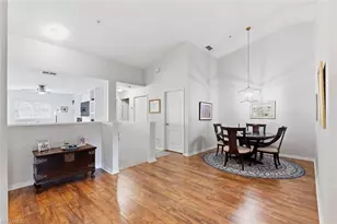 359 Dover Pl, Naples, FL 34104 - Photo 5