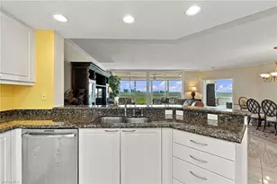 425 Dockside Dr, Naples, FL 34110 - Photo 25