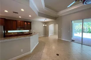 12639 Biscayne Ct, Naples, FL 34105 - Photo 9