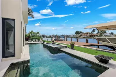 348 Seagull Ave, Naples, FL 34108 - Photo 3