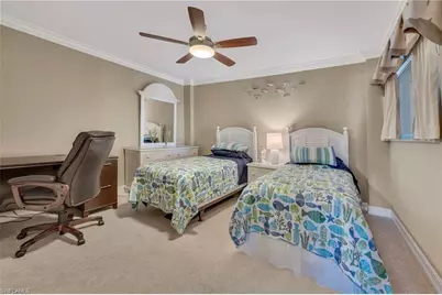 2150 Gulf Shore Blvd N #609, Naples, FL 34102 - Photo 9