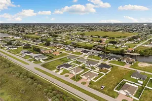 923 Tropicana Parkway W, Cape Coral, FL 33993 - Photo 27