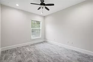 2265 Golden Gate Blvd W, Naples, FL 34120 - Photo 27