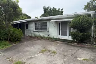 1030 22nd Ave N, Naples, FL 34103 - Photo 3