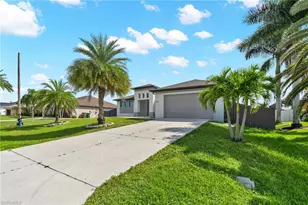 113 NW 38th Pl, Cape Coral, FL 33993 - Photo 3
