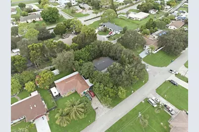 4780 28th Ave SW, Naples, FL 34116 - Photo 31
