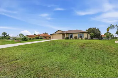 2828 NW 22nd Pl, Cape Coral, FL 33993 - Photo 3