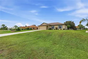 2828 NW 22nd Pl, Cape Coral, FL 33993 - Photo 3