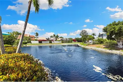643 Bridgeway Ln, Naples, FL 34108 - Photo 43