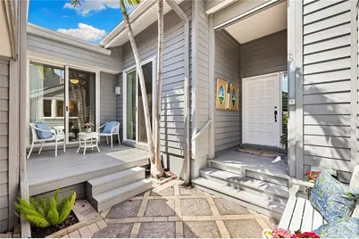 643 Bridgeway Ln, Naples, FL 34108 - Photo 47