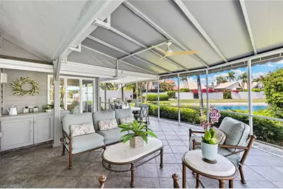 643 Bridgeway Ln, Naples, FL 34108 - Photo 33