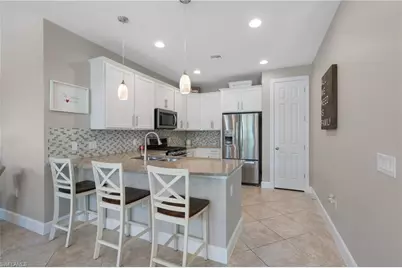 7602 Jacaranda Ln, Naples, FL 34114 - Photo 11