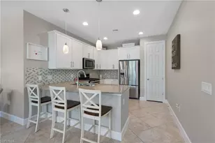 7602 Jacaranda Ln, Naples, FL 34114 - Photo 11