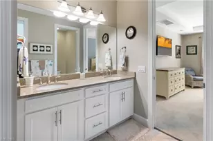 7602 Jacaranda Ln, Naples, FL 34114 - Photo 15
