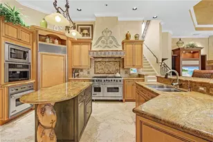 2350 Cheshire Ln, Naples, FL 34109 - Photo 17