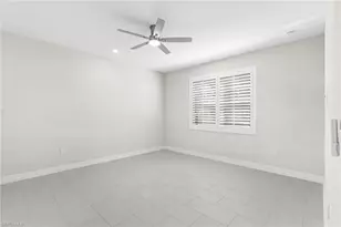286 Indies Dr E, Naples, FL 34114 - Photo 11