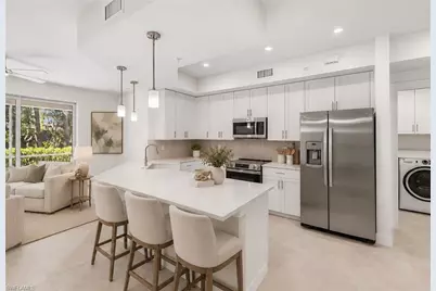 286 Indies Dr E #102, Naples, FL 34114 - Photo 3