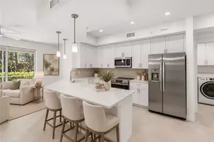 286 Indies Dr E, Naples, FL 34114 - Photo 3