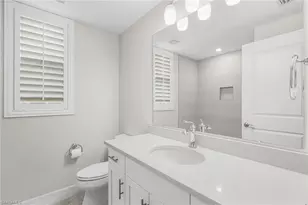 286 Indies Dr E, Naples, FL 34114 - Photo 19