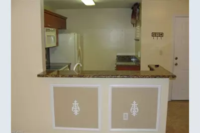15449 Bellamar Cir #1211, Fort Myers, FL 33908 - Photo 5