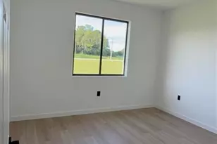 2057 S Montana Cir, Labelle, FL 33935 - Photo 21