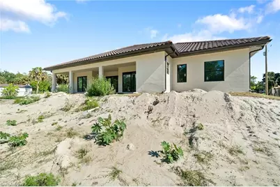 721 Golden Gate Blvd W, Naples, FL 34120 - Photo 5