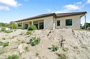 721 Golden Gate Blvd W, Naples, FL 34120 - Photo 5