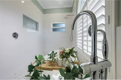 2035 Teagarden Ln, Naples, FL 34110 - Photo 21