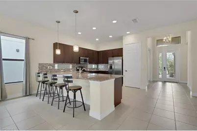 2862 Cinnamon Bay Cir, Naples, FL 34119 - Photo 3