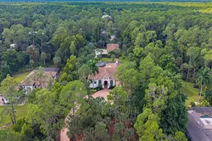 5140 Tamarind Ridge Dr, Naples, FL 34119 - Photo 23