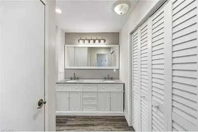 112 NE 10th Ave, Cape Coral, FL 33909 - Photo 25