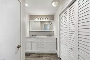 112 NE 10th Ave, Cape Coral, FL 33909 - Photo 25