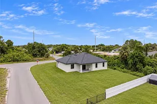 2727 1st St SW, Lehigh Acres, FL 33976 - Photo 35