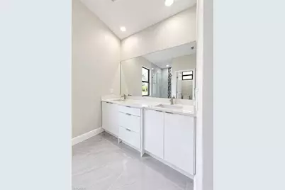2727 1st St SW, Lehigh Acres, FL 33976 - Photo 27