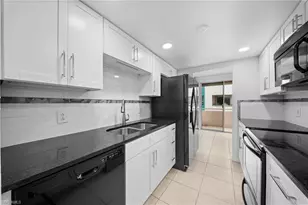 4807 Sunset Ct, Cape Coral, FL 33904 - Photo 7